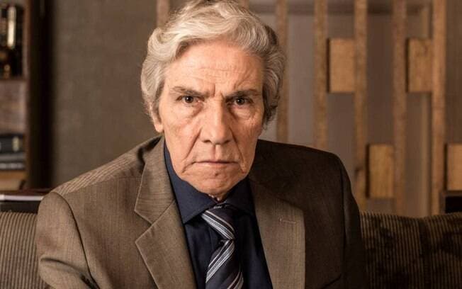 Cláudio Cavalcanti, veterano das novelas esteve no sucesso "A Viagem" (Foto: Reprodução/Globo)