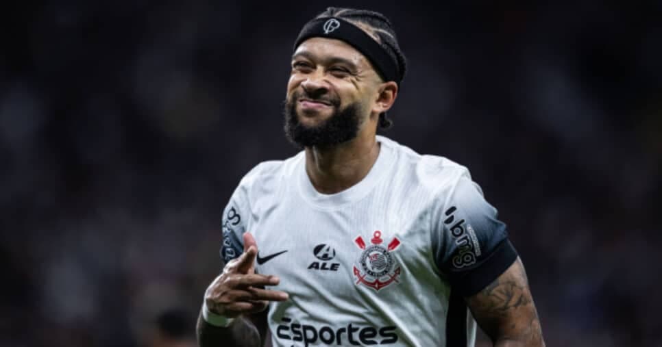Corinthians bate o martelo sobre dupla de Memphis Depay (Foto: Jhony Inácio / Meu Timão) futebol