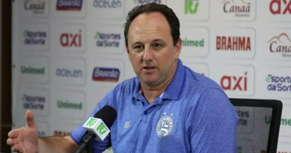 Rogério Ceni, técnico de futebol do Bahia (Foto: Divulgação/Bahia/Esporte News Mundo) Rogério Ceni, técnico de futebol do Bahia (Foto: Divulgação/Bahia/Esporte News Mundo)