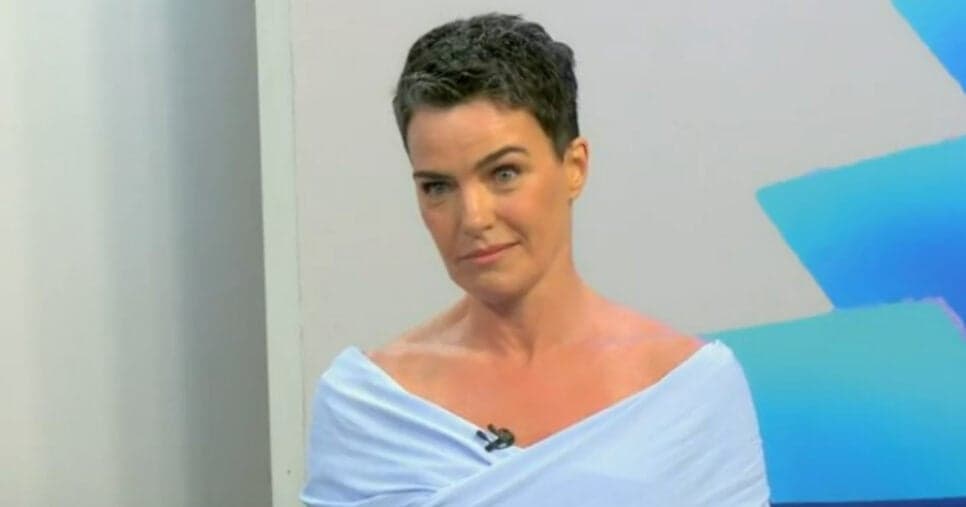 Ana Paula fala sobre segredo (Foto: Reprodução/Globo) Ana Paula fala sobre segredo (Foto: Reprodução/Globo)