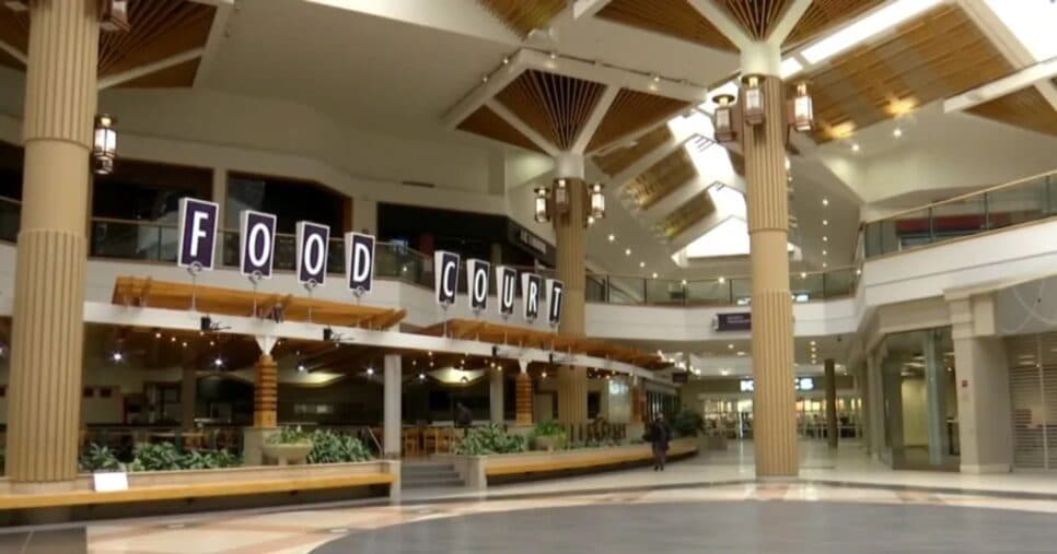 Stratford Square Mall