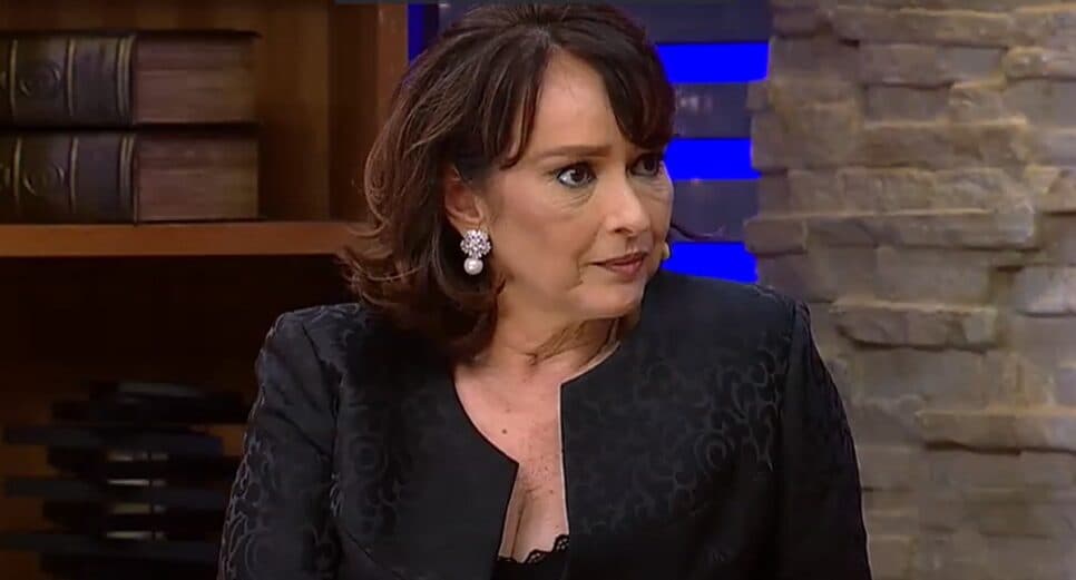 Myrian Rios, ex do cantor, entrega o que era impossível em relação antiga (Foto: Reprodução/ RedeTV!)