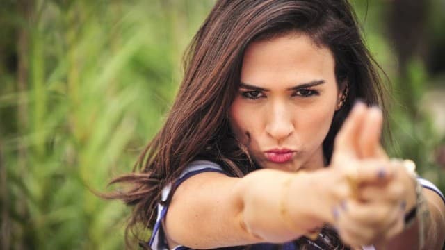 Tatá Werneck estará no "Vai que Cola"
