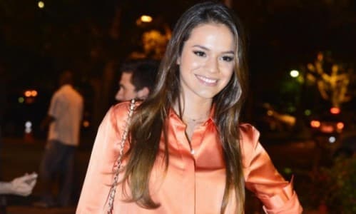 Bruna_Marquezine_012013