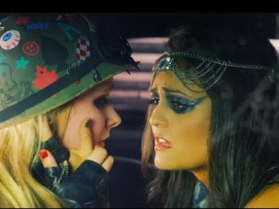 avrilclipe4