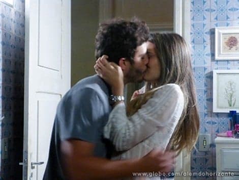 Willian e Lili deram primeiro beijo (Foto: Divulgação/TV Globo)