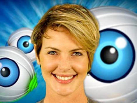 Diana assume namoro com Stella
