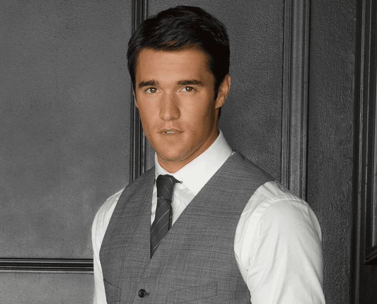 Astro de “Revenge” diz que vingança é um tema comum nas produções de televisão Astro de “Revenge” diz que vingança é um tema comum nas produções de televisão