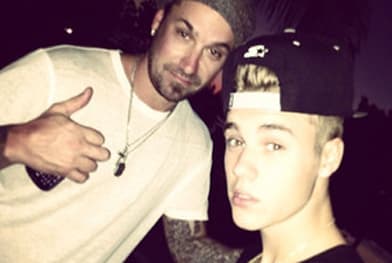 Pai de Justin Bieber é acusado de agredir fã do cantor