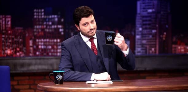 Danilo Gentili protagonizará série política na TV paga