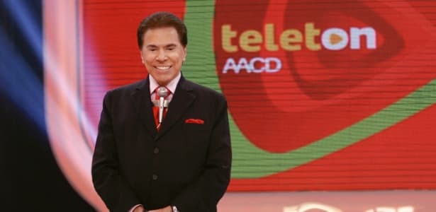 Silvio Santos passa por nova biópsia e é monitorado após câncer de pele