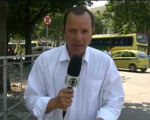 Repórter que presenciou tentativa de assalto durante entrevista fala sobre o caso: "Não esperava"