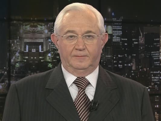 Boris Casoy confessa ao vivo que fingiu que estava sem áudio durante telejornal; assista!