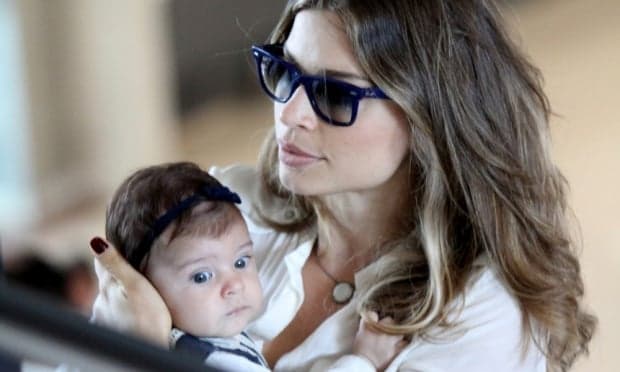 Grazi Massafera precisa de autorização de Cauã para fazer viagem longa com a filha