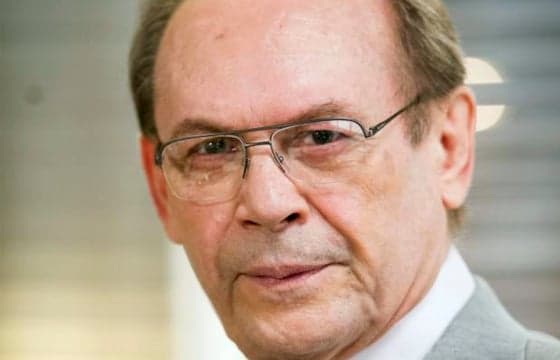 Famosos lamentam a morte do ator José Wilker nas redes sociais