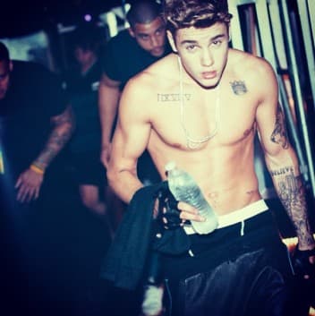 Julgamento de Justin Bieber é adiado