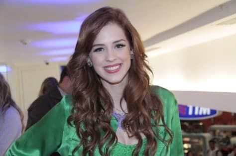 Ex-Record é confirmada no elenco de "Buu", na Globo