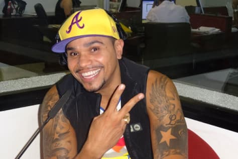 Naldo vira motivo de piada entre os internautas após publicar imagem de relógio alegando ser dele