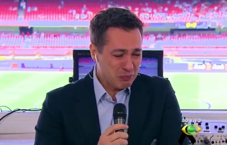 Vídeo: Nivaldo Prieto chora ao vivo e fica sem fala em programa da Band