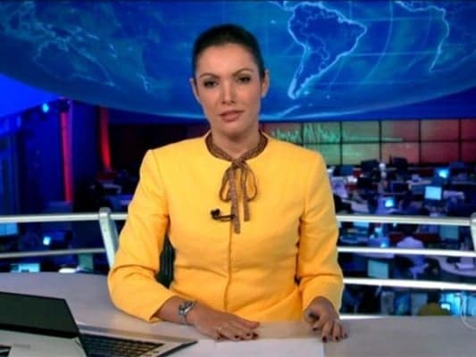 No "Jornal Nacional", figurino de Patrícia Poeta vira motivo de piada na internet