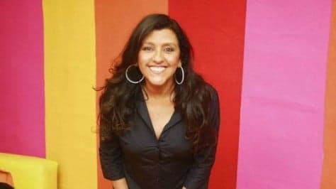 Regina Casé fala sobre a emoção de ser mãe novamente aos 60 anos