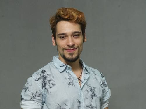 Bruno Fagundes dispensa comparações com o pai, Antônio Fagundes