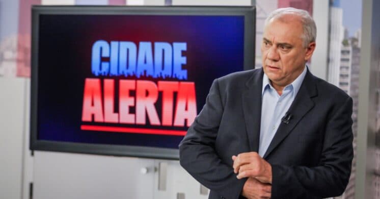 Comercial de medicamento para micose é exibido na hora errada e interrompe o "Cidade Alerta"