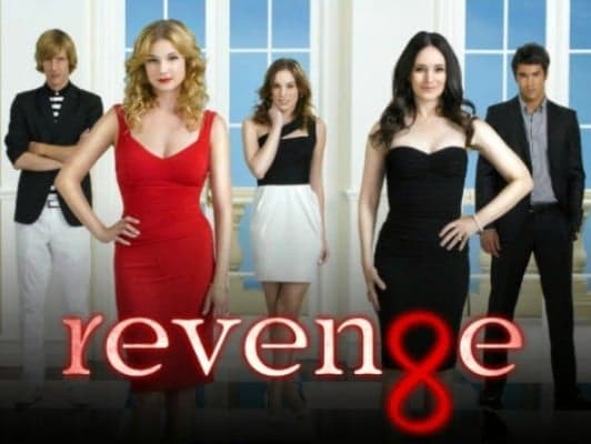 Saiba tudo sobre a quarta temporada de ‘‘Revenge’’; Emily compra mansão Grayson e sua mãe retorna
