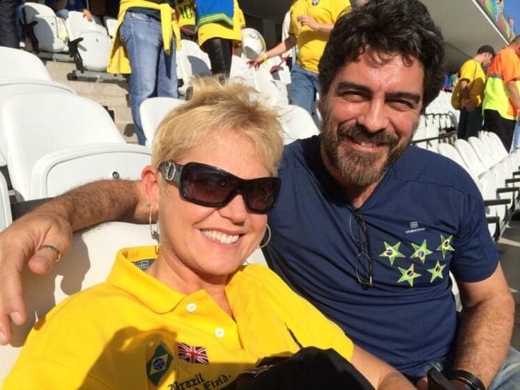 Xuxa se perde em estádio da Copa do Mundo e fica irritada