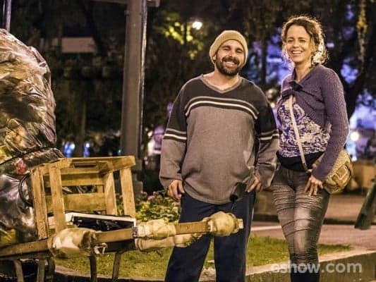 Após 23 anos, ator Jonas Torres volta às novelas em "Império"