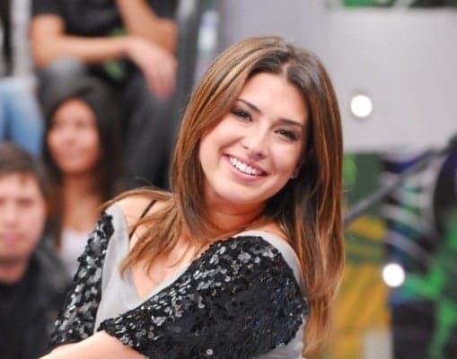 Fernanda Paes fala sobre política de ‘‘pão e circo’’ do Brasil e revela simpatia contra a Argentina