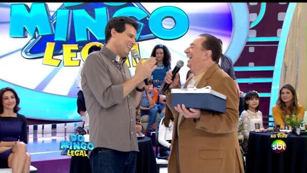 Real Time - SP / "Domingo Legal" com a metade da Record