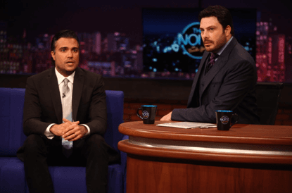 No SBT, Jaime Camil grava o "The Noite" com Danilo Gentili