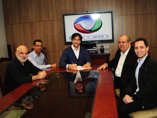 SBT sonda Marcos Mion e Record renova contrato com o apresentador