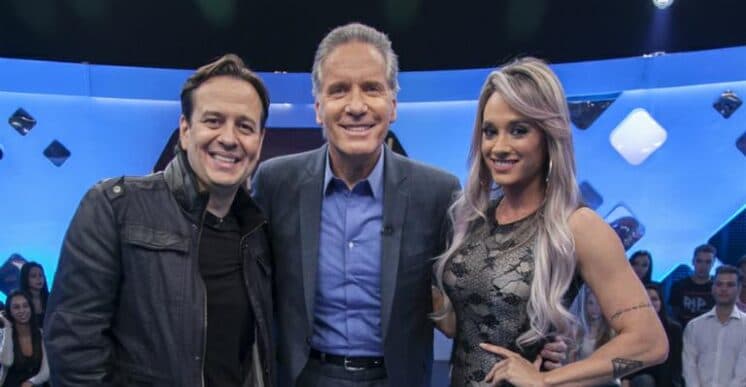 "Me chamavam de burra, mas falo inglês", afirma Juju Salimeni sobre críticas