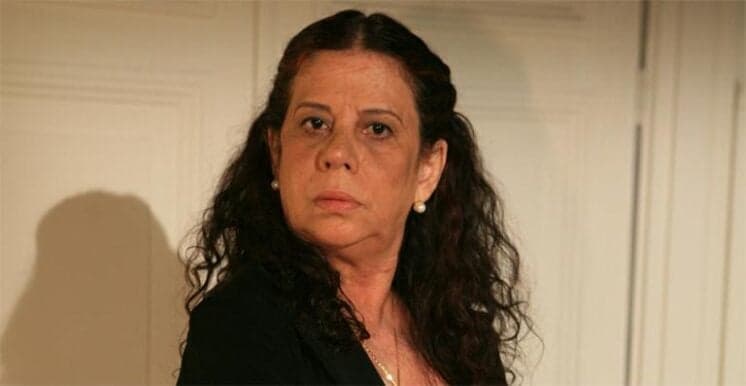 Amigos se reúnem para ajudar atriz esquecida pela Globo