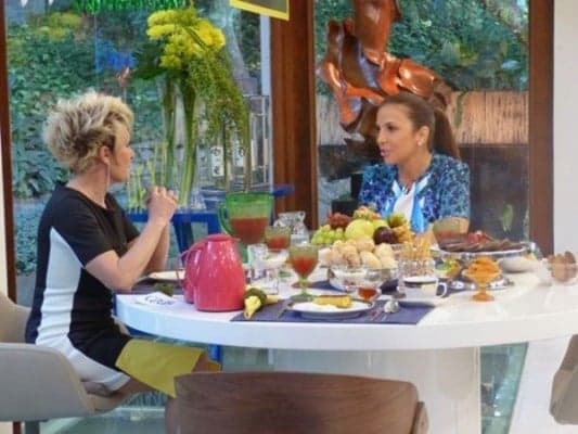 Ivete Sangalo faz apelo para sua música virar hit da Copa