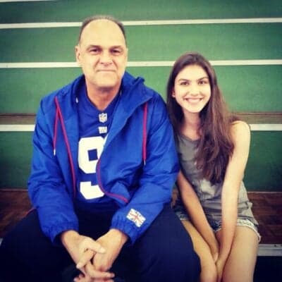 Elenco de "Chiquititas" grava com Oscar Schmidt