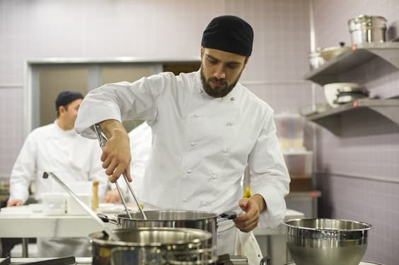 Rafael Cardoso viverá chef de cozinha apaixonado por Cristina em "Império"