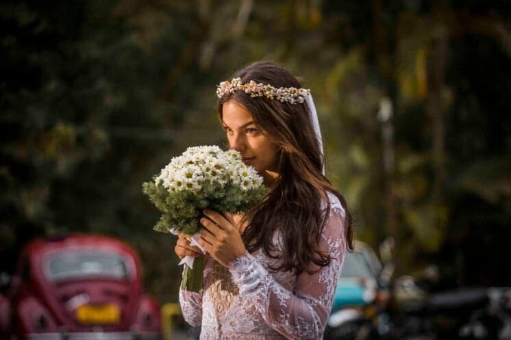 "Aprendi que não existe amor perfeito", diz Isis Valverde