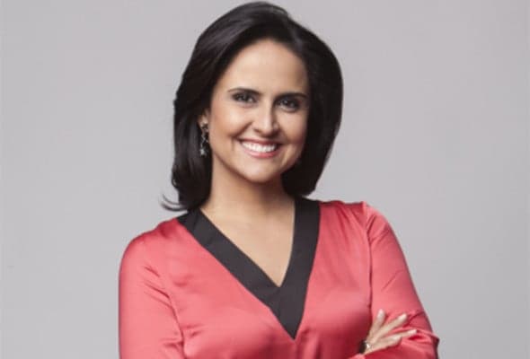 Record renova contrato com Carla Cecato