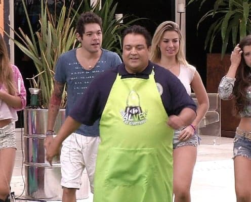 Marcelo Torreão, famoso por auxiliar as compras do BBB, será legista em "O Rebu"