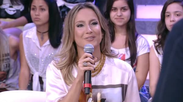 Claudia Leitte é deselegante em comentário no "Caldeirão do Huck"