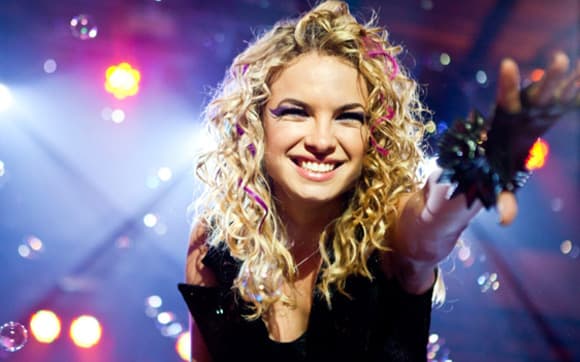 Ex-Rebelde Lua Blanco estará em nova novela da Globo