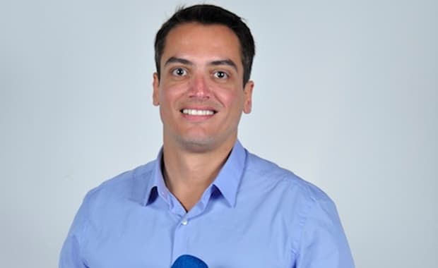 Leo Dias pode deixar a RedeTV! para fazer reportagens no programa de Luiz Bacci