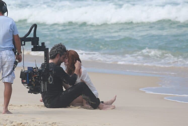 Marina Ruy Barbosa fala sobre possível romance com Alexandre Nero: "Eu e ele damos risada"