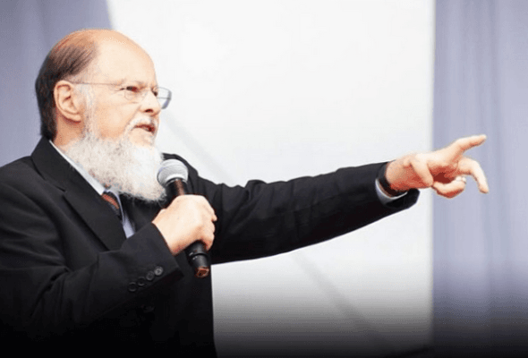 Dono da Record, Edir Macedo diz que os fiéis devem provar sua fé com dinheiro