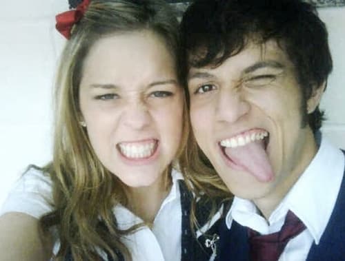 Será que eles voltaram? Chay Suede pode estar com Sophia Abrahão