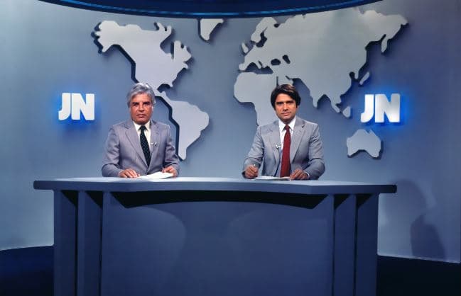 Cid Moreira e Sérgio Chapelin no "Jornal Nacional", nos anos 1970 (Foto: Divulgação) Cid Moreira e Sérgio Chapelin no "Jornal Nacional", nos anos 1970 (Foto: Divulgação)