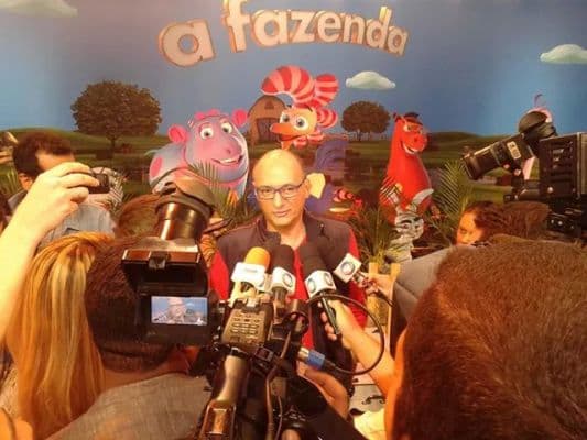Pré estreia de "A Fazenda" começa bem, e intriga telespectador